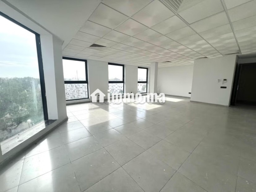 Bureau de 74m2 au quartier Maarif Ghandi - Location Immobilier - Casablanca - photo 3