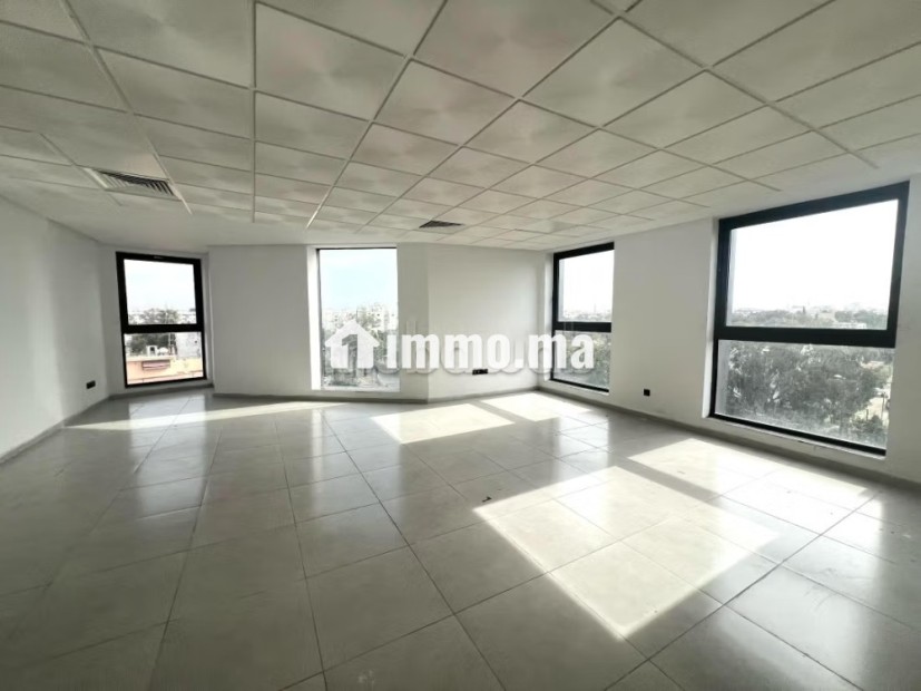 Bureau de 74m2 au quartier Maarif Ghandi - Location Immobilier - Casablanca - photo 4