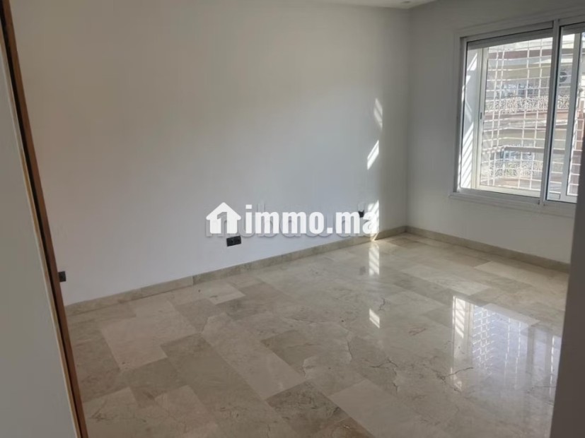Duplex 4ch sl ch de prrsonel a louer à racine ex - Location Immobilier - Casablanca - photo 8