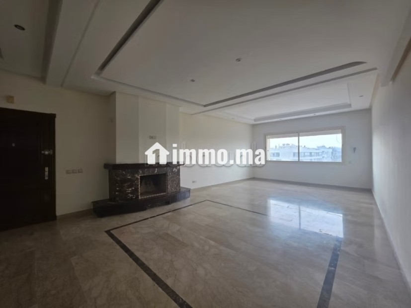 Grand appartement dernier étage exposé Sud - Location Immobilier - Casablanca - photo 2