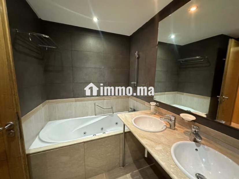 Appartement avec terasse quartier racine - Location Immobilier - Casablanca - photo 7