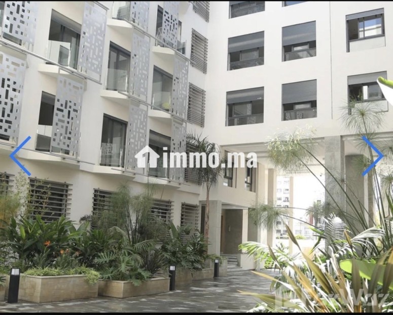 Apartment for sale in Les princesses. Total area 82 m². Parking ,Caretaker and air conditioning - Vente Immobilier - Casablanca - photo 2