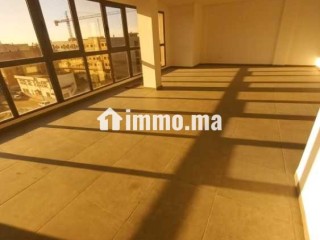 BUREAU SUR LE BD NEUF 5000 DH - Bureau à louer - Casablanca