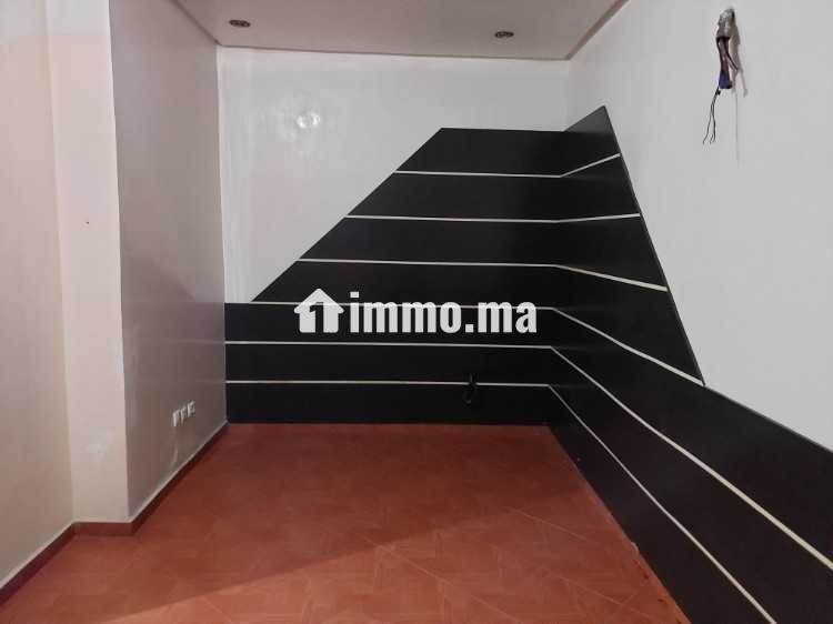 MAGASIN AVEC UN BAIL COMMERCAIL HAY TARIK - Location Immobilier - Casablanca - photo 5