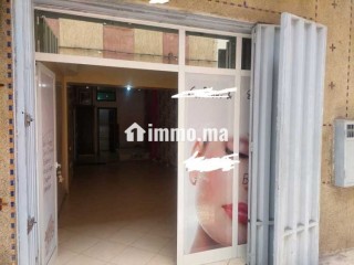 MAGASIN AVEC UN BAIL COMMERCAIL HAY TARIK - Local commercial à louer - Casablanca