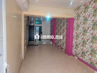 MAGASIN AVEC UN BAIL COMMERCAIL HAY TARIK - Local commercial à louer - Casablanca