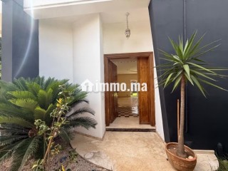 Ain Sebaa/Villa 500m2 piscine jardin - Villa à louer - Casablanca