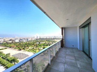 Louez cet appartement à Casablanca Finance City.
Superficie 65 m².
Meublé - Appartement à louer - Casablanca