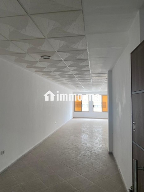 Bureau de 71 m2 en plein de centre ville de kenitra à louer - Location Immobilier - Kenitra - photo 2