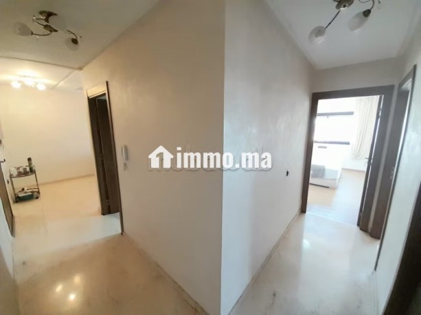 bel-appartement-meuble-2-chambres-residence-piscine-big-11
