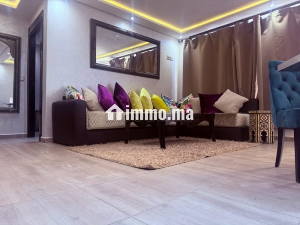 superbe-studio-moderne-a-louer-par-jour-big-1