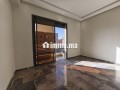 T3 neuf et vide 85m² - miniature 4