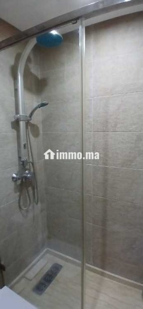 Appart vide - refait à neuf - résidence sécur - Location Immobilier - Mohammedia - photo 8