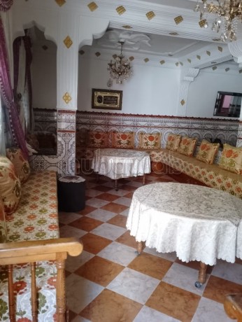 appartement-de-vacances-a-louer-a-martil-6-pieces-salon-traditionnel-antenne-parabolique-generale-big-3