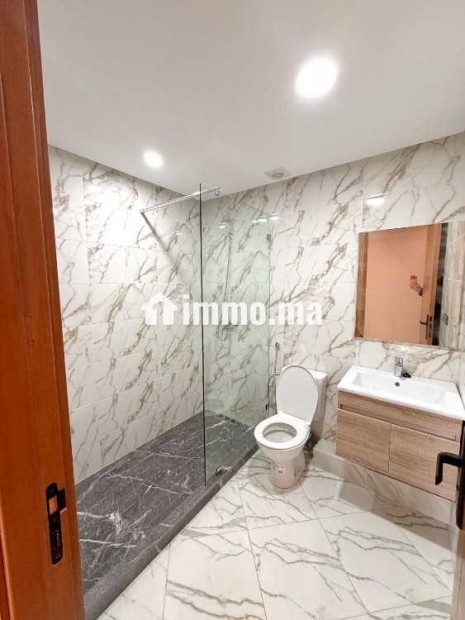 Appartement à louer à La Villette, à 1 min du tram - Location Immobilier - Casablanca - photo 4
