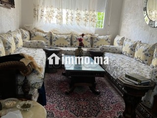 Location d'un appartement à Quartier Oued Fes. 2 chambres agréables. Porte blindée et parabole - Appartement à vendre - Fes