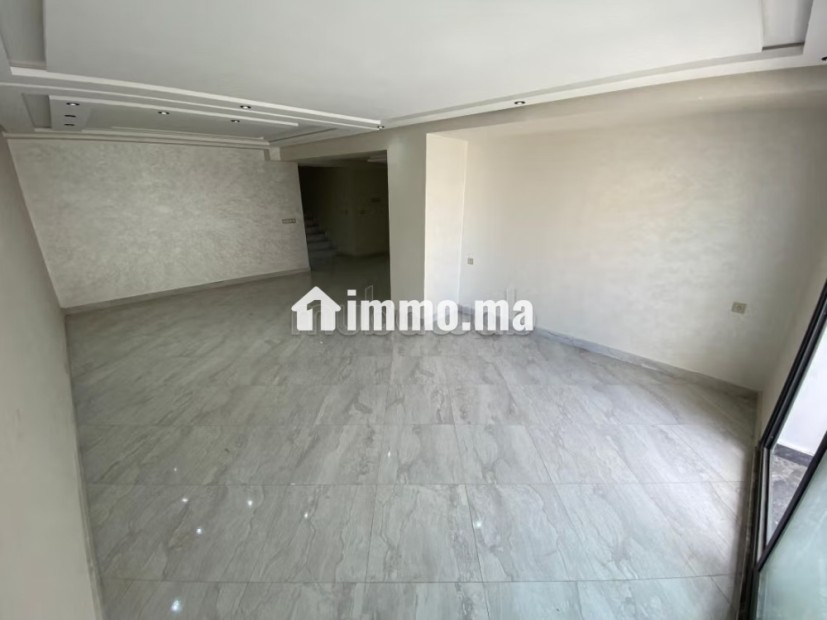 Triplex de luxe à louer en plein centre ville - Location Immobilier - Tanger - photo 4