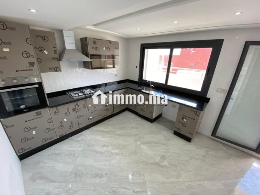 Triplex de luxe à louer en plein centre ville - Location Immobilier - Tanger - photo 7
