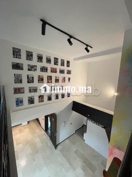 Beaux bureaux duplex à louer à Guéliz. Superficie 130 m². Conciergerie à disposition, système de climatisation - Location Immobilier - Marrakech - photo 8