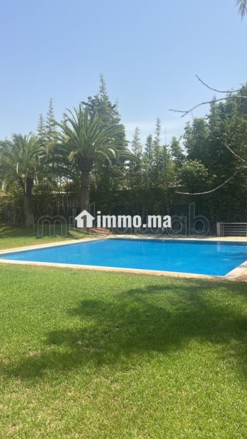 Villa de gamme en Location à Souissi - Location Immobilier - Rabat - photo 1