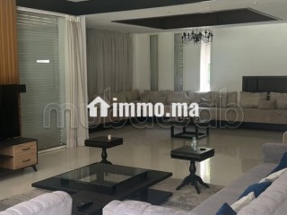 Villa de gamme en Location à Souissi - Villa à louer - Rabat