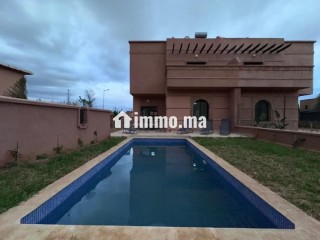 Villa Idéale pour Location Longue Durée - Villa à louer
