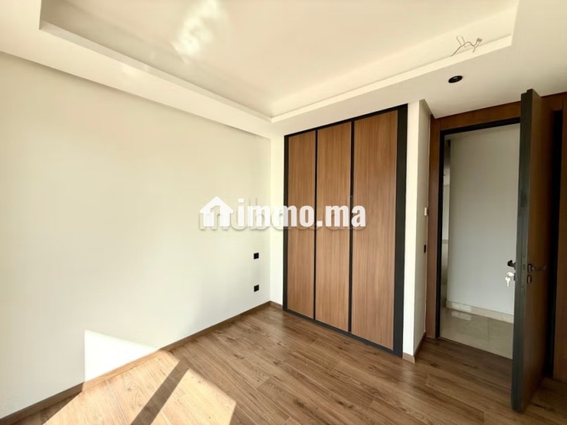 En Location Vide ou Meublé: Magnifique Appartement de 3 chambres 3 Sb avec vue Anfa Park au CFC, Casablanca - Location Immobilier - Casablanca - photo 7