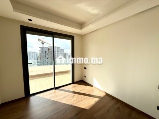 En Location Vide ou Meublé: Magnifique Appartement de 3 chambres 3 Sb avec vue Anfa Park au CFC, Casablanca - Appartement à louer - Casablanca