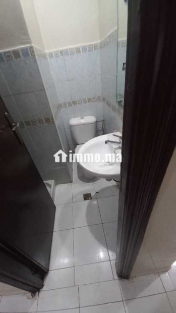Appartement vide à louer - quartier el moustakbal - Location Immobilier - Casablanca - photo 1