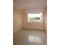 appart-vide-100m2-a-bourgogne-est-ss-vis-avis-small-1