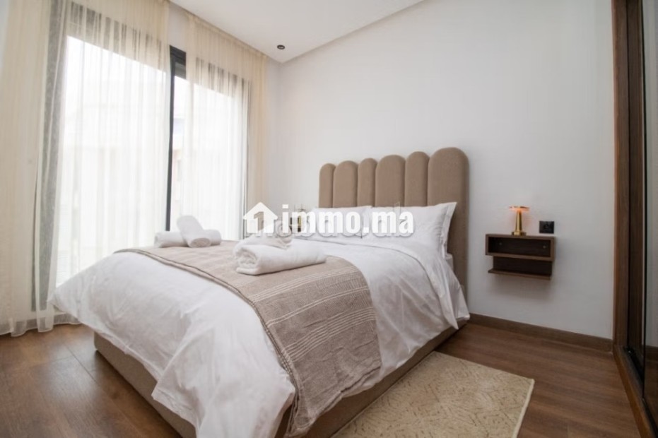 Très bel appartement en location à Les princesses. 1 chambre. Chauffage central et porte blindée - Location Immobilier - Casablanca - photo 2