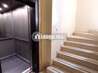 Appartement à louer 110 m², 2 chambres Hay Riad Rabat - Appartement à louer - Autre