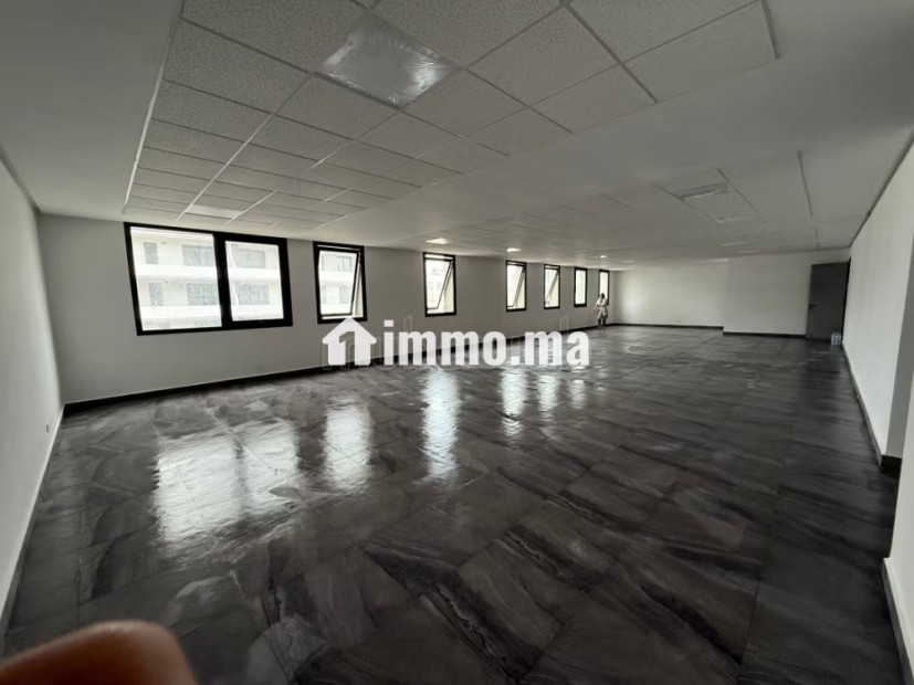 Bureau premium de 161 m2 à louer Plein coeur CFC - Location Immobilier - Casablanca - photo 2