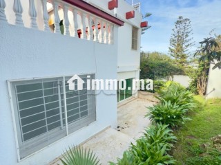 Une villa vide en location sur Harhoura - Villa à louer - Harhoura