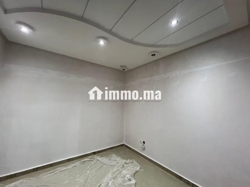 Appart a louer Bd Tah 3 chambres salon 6000 dh - Location Immobilier - Casablanca - photo 6