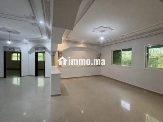Appart a louer Bd Tah 3 chambres salon 6000 dh - Appartement à louer - Casablanca