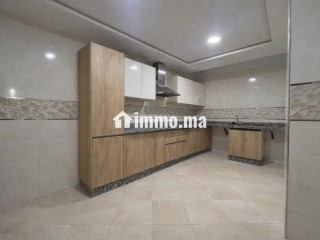 Appart a louer Bd Tah 3 chambres salon 6000 dh - Appartement à louer - Casablanca