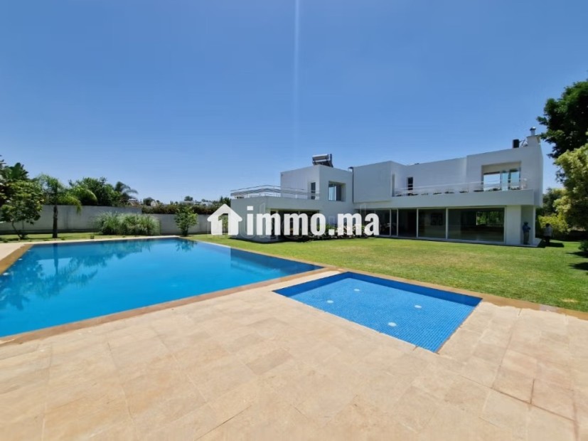 À louer Superbe villa haut standing à Souissi - Location Immobilier - Rabat - photo 1