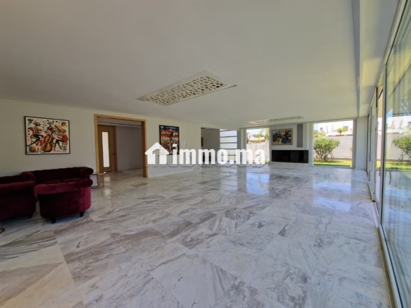 À louer Superbe villa haut standing à Souissi - Location Immobilier - Rabat - photo 6