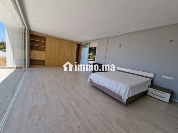 a-louer-superbe-villa-haut-standing-a-souissi-big-14