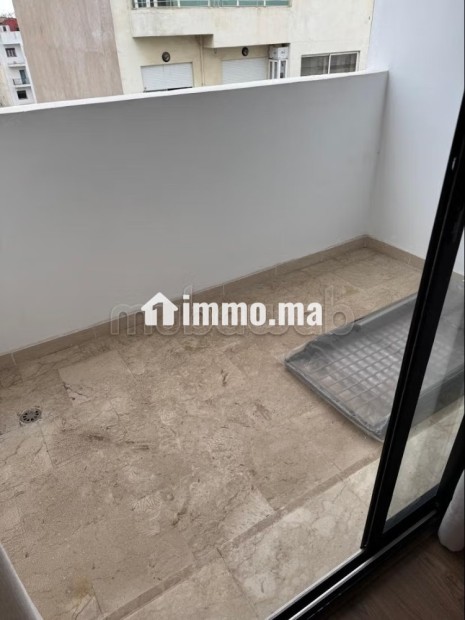 Bel appartement en location à Bourgogne Ouest. 2 grandes pièces. Meublé - Location Immobilier - Casablanca - photo 5