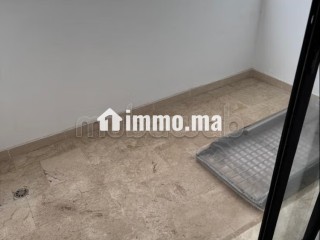Bel appartement en location à Bourgogne Ouest. 2 grandes pièces. Meublé - Appartement à louer - Casablanca