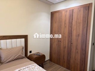 Bel appartement en location à Bourgogne Ouest. 2 grandes pièces. Meublé - Appartement à louer - Casablanca
