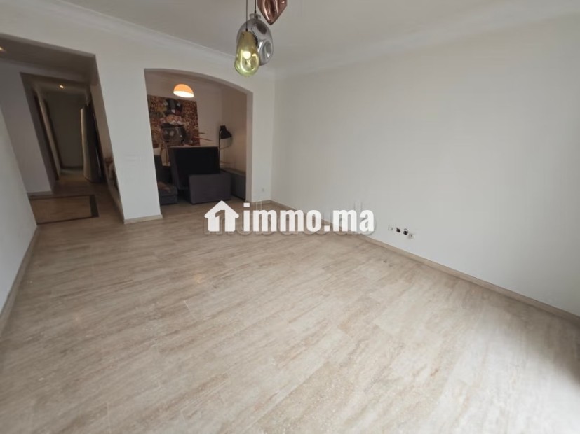 Bel appartement à vendre à Racine. 3 pièces confortables. Concierge et climatisation - Vente Immobilier - Casablanca - photo 3