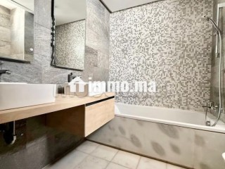 Superbe appartement vide avec terrasse à louer - Appartement à louer - Casablanca