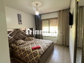 Location saisonnière villa haut standing à Bab Ighli. Surface de 90 m². Antenne parabolique et sécurité - Villa à vendre - Marrakech
