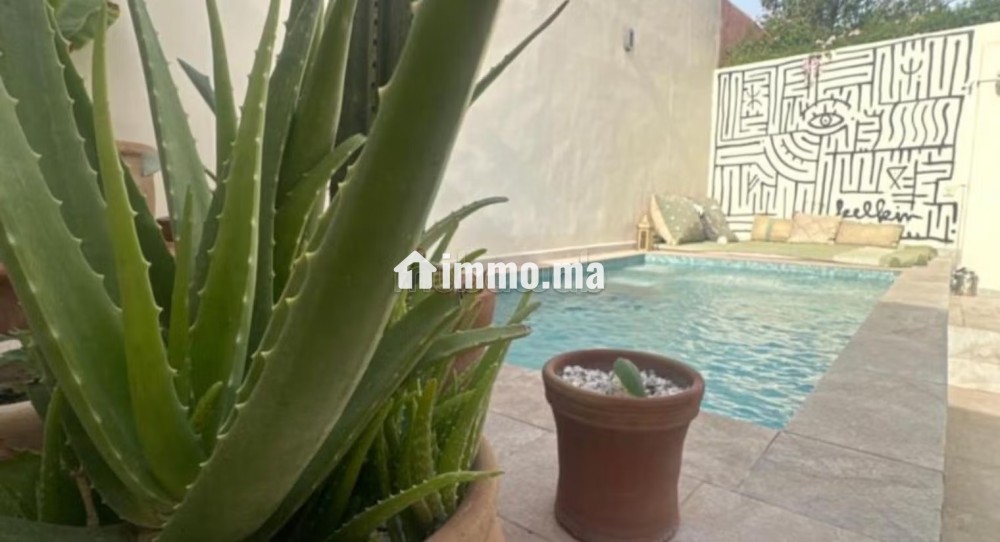 Villa de luxe à louer à Route de Fez.
Surface totale 150 m².
Bien meublé - Location Immobilier - Marrakech - photo 4