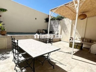 Villa de luxe à louer à Route de Fez.
Surface totale 150 m².
Bien meublé - Villa à louer - Marrakech