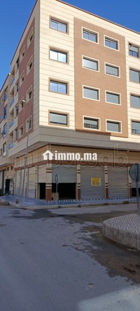 Grand magasin situé sur la rue principale à Marjan Decathlon - Vente Immobilier - Meknes - photo 1