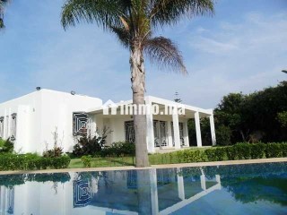 Location villa avec piscine au quartier Souissi - Villa à louer - Rabat